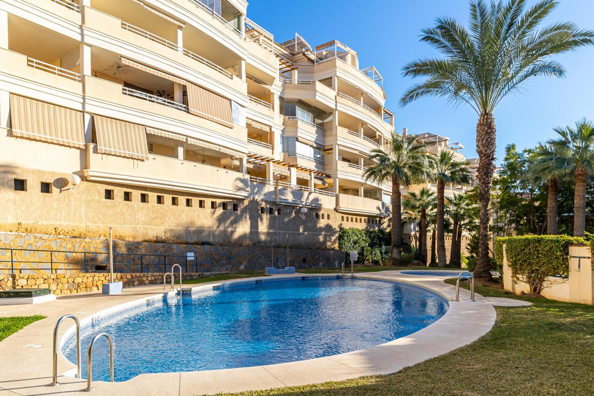 Holidays2Nueva Torrequebrada 2 Bedrooms And 2 Bathrooms, Terrace, Community Pool And Garage Benalmádena Eksteriør billede