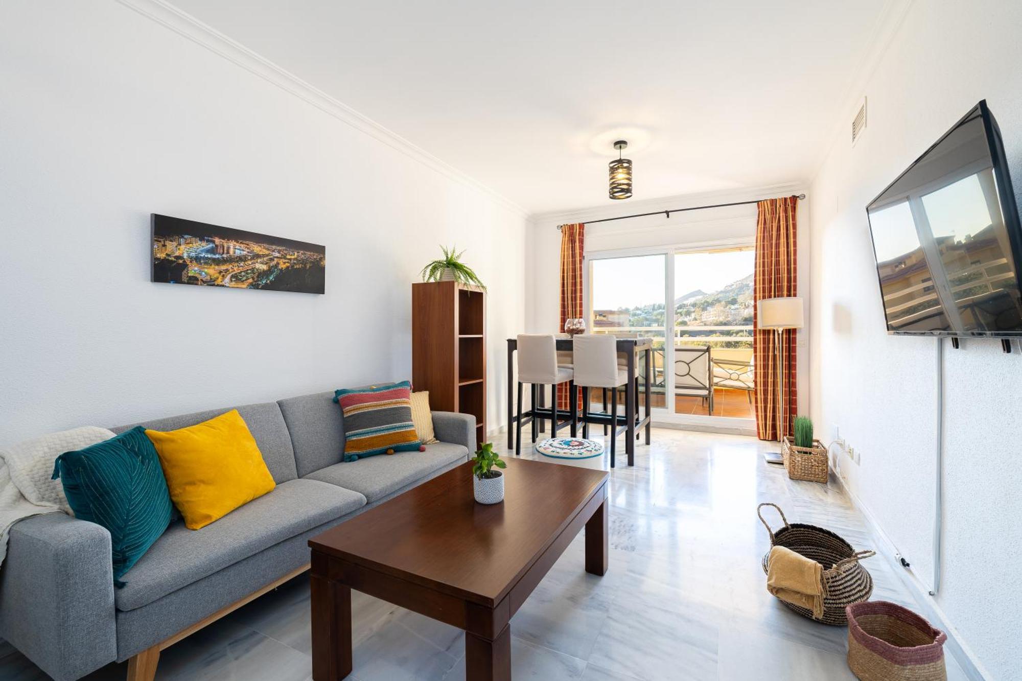 Holidays2Nueva Torrequebrada 2 Bedrooms And 2 Bathrooms, Terrace, Community Pool And Garage Benalmádena Eksteriør billede