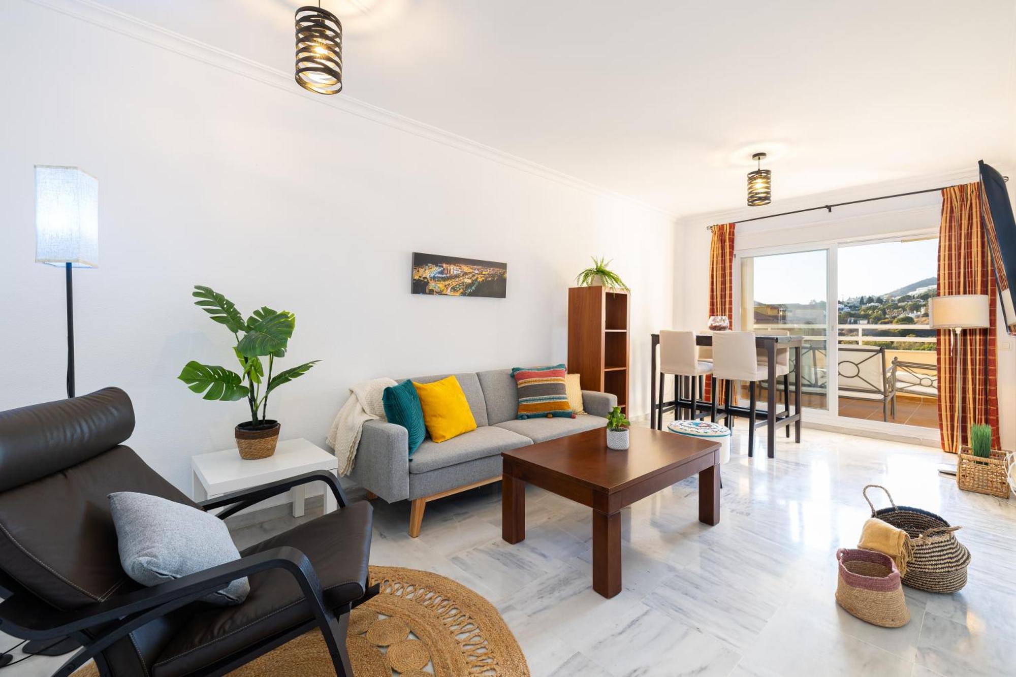 Holidays2Nueva Torrequebrada 2 Bedrooms And 2 Bathrooms, Terrace, Community Pool And Garage Benalmádena Eksteriør billede