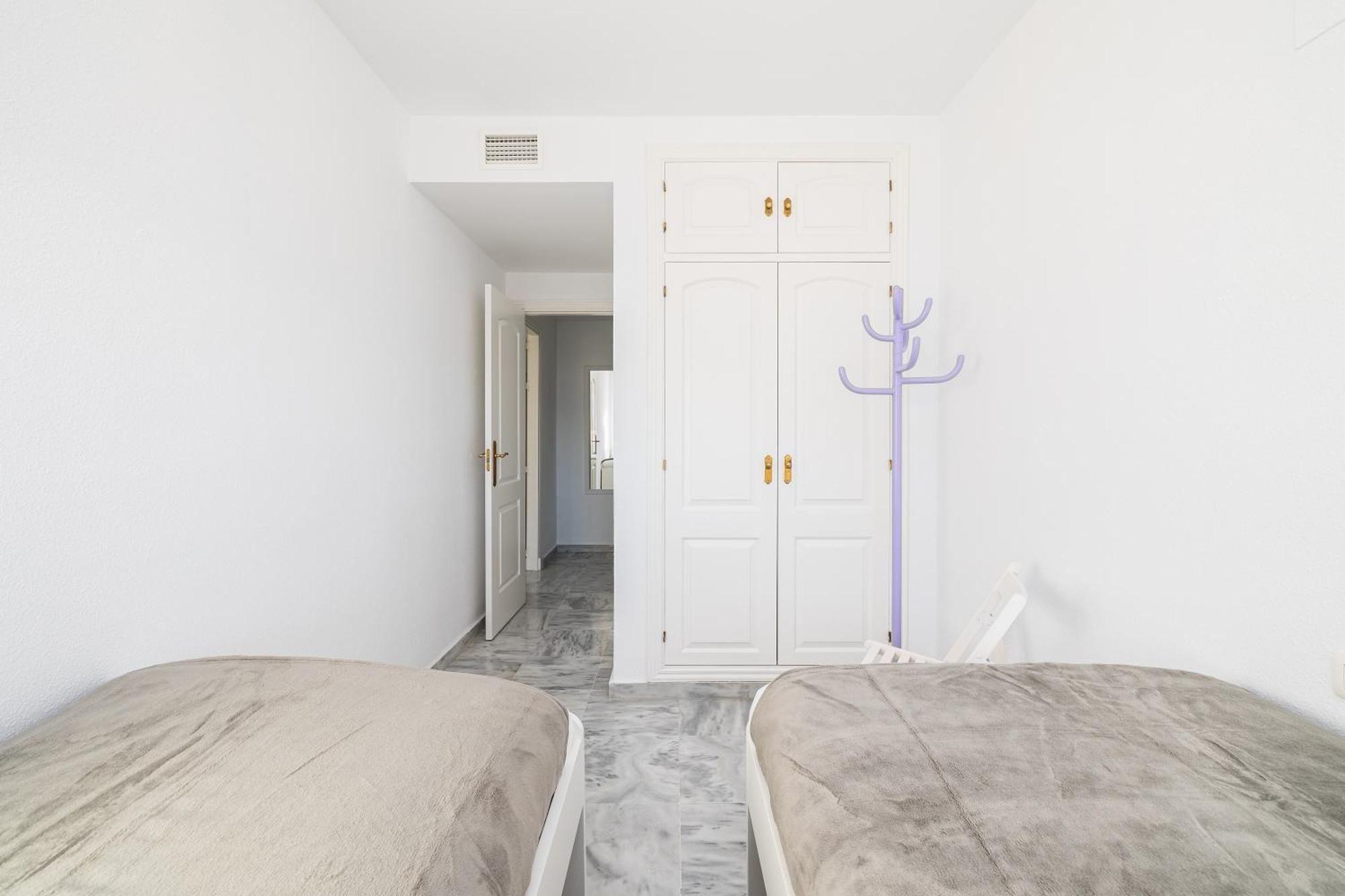 Holidays2Nueva Torrequebrada 2 Bedrooms And 2 Bathrooms, Terrace, Community Pool And Garage Benalmádena Eksteriør billede